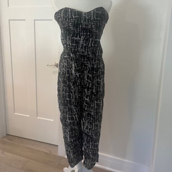 Bishop & Young Strapless Romper / Pantsuit - Size L - Picture 1 of 4